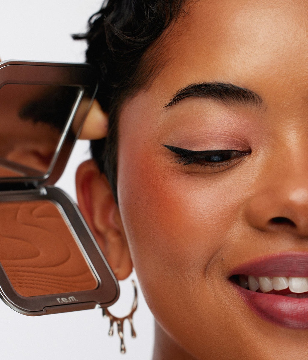 satin matte bronzer