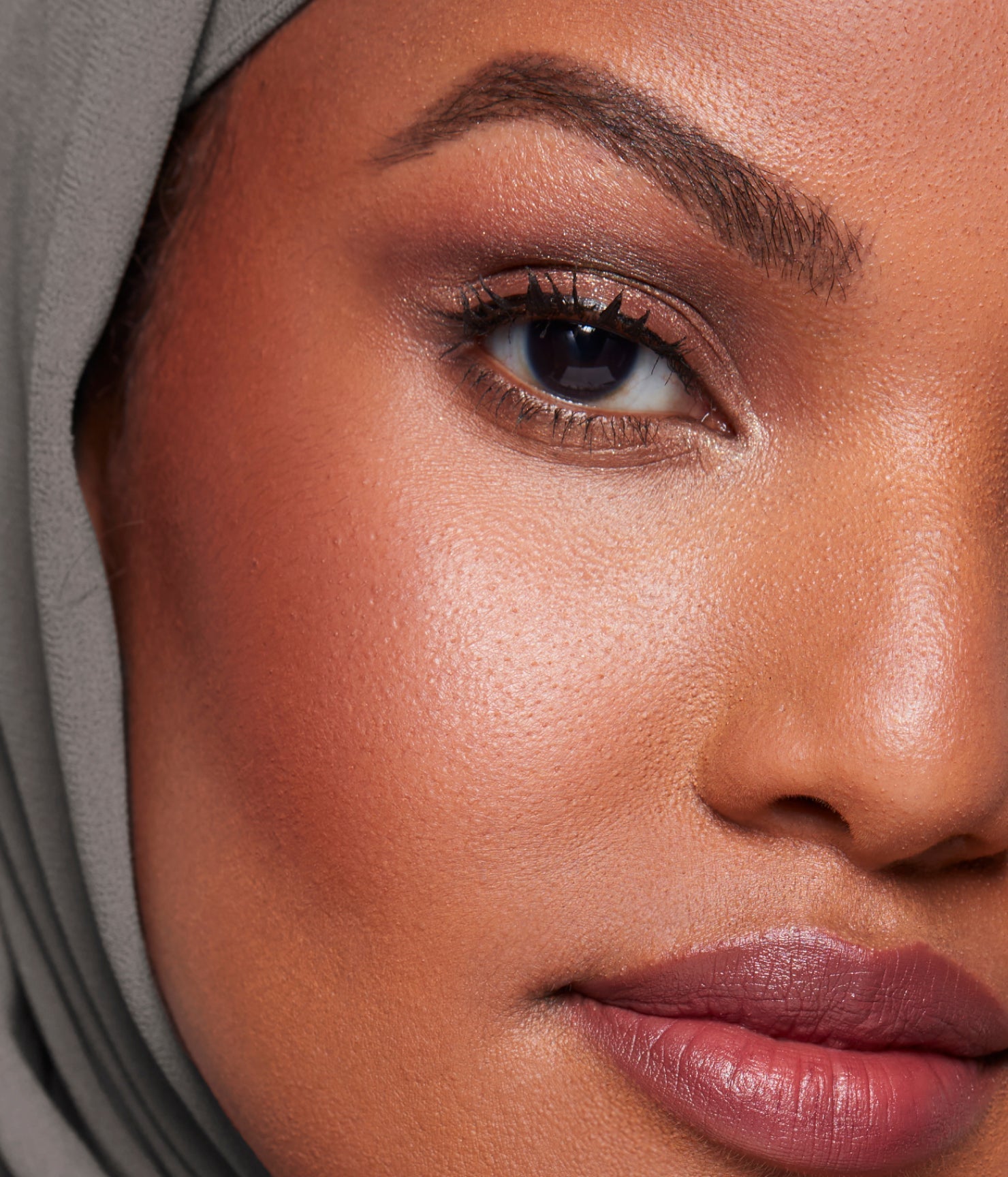 satin matte bronzer