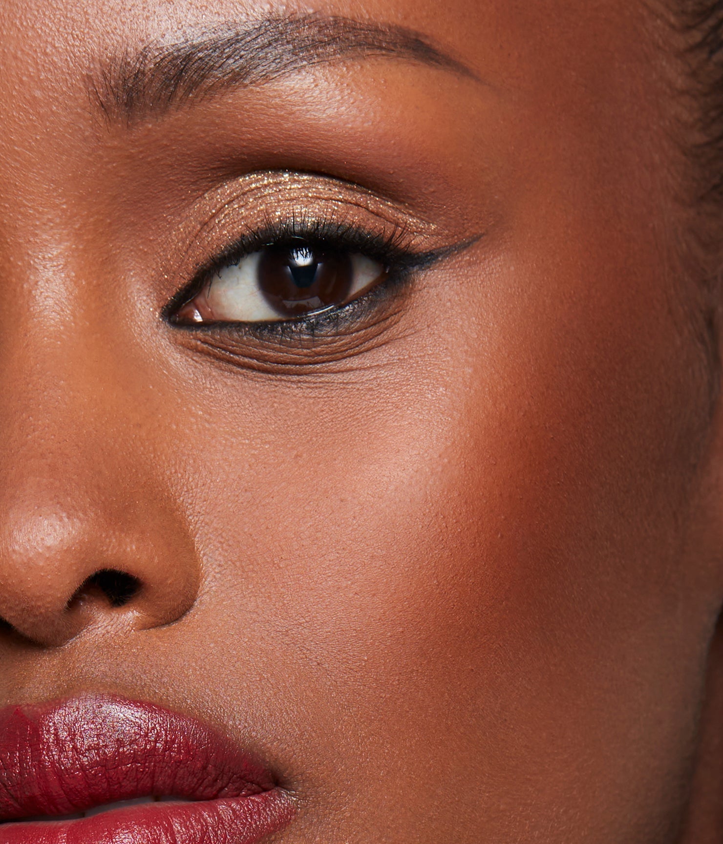 satin matte bronzer