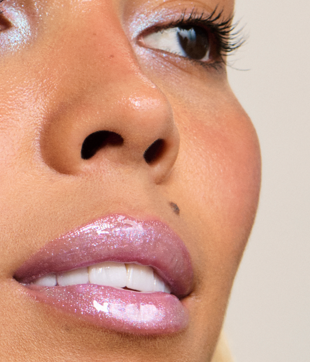 plumping lip gloss
